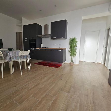 Dream & Fly 3Punto0 Apartment Fiumicino Bagian luar foto